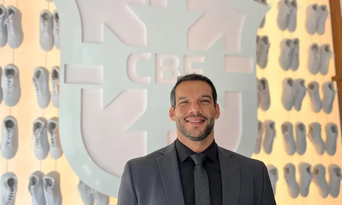 Eleição na CBF: Samir Xaud registra chapa e pode ser candidato único