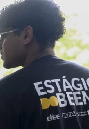Bolsa Estágio: estudantes do Ensino Médio Técnico podem se inscrever para vagas de até R$ 851,56 mesmo durante as férias