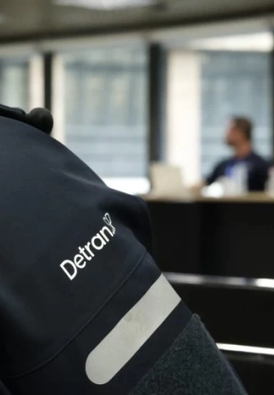 Detran-SP fará concurso público para contratar 145 agentes de trânsito