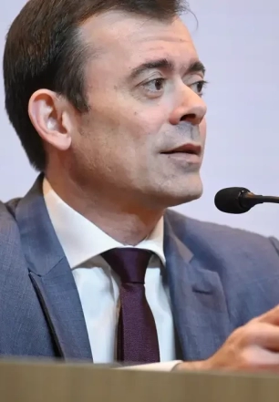 Governo fará ajuste para proibir bets no Desenrola Fies