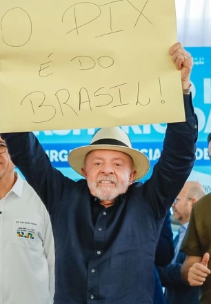 Lula defende Pix e diz que sistema brasileiro assusta norte-americanos