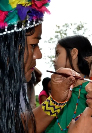 MEC anuncia construção de 117 escolas indígenas